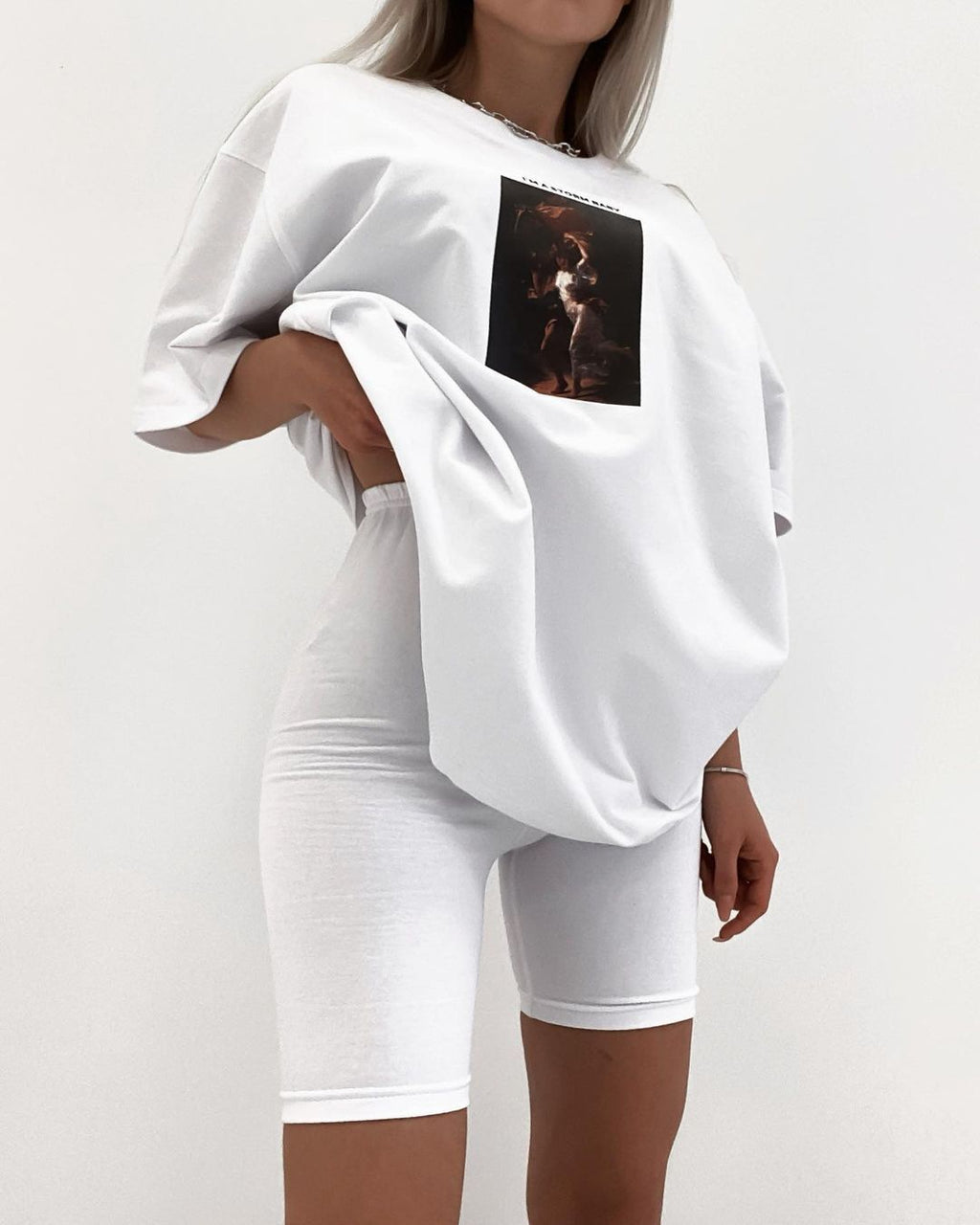 T-Shirt UNISEX — White — WOOGEE