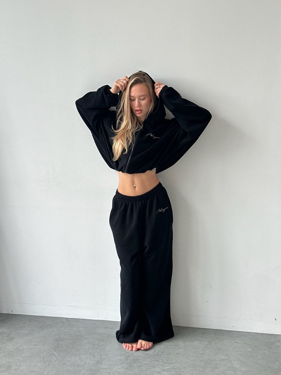 BAGGY Tracksuit — Zip Hoodie & Wide Pants — Black
