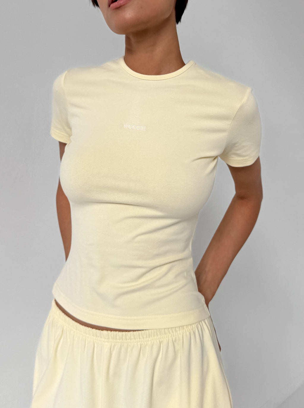 T-shirt "LOUNGE" — Butter — WOOGEE