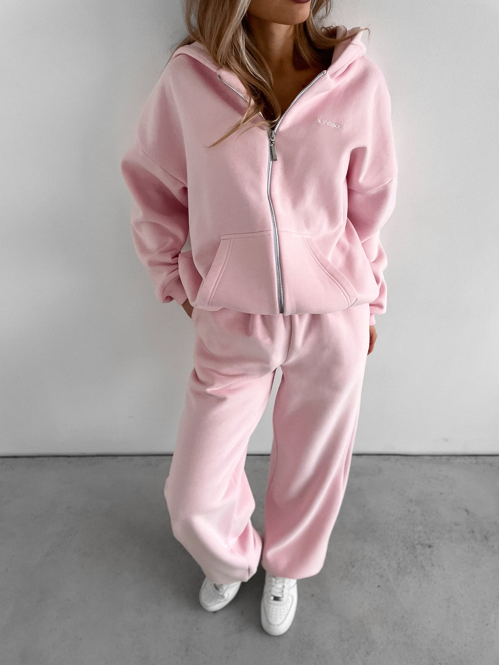 Hoodie MOVE Winter — Pink