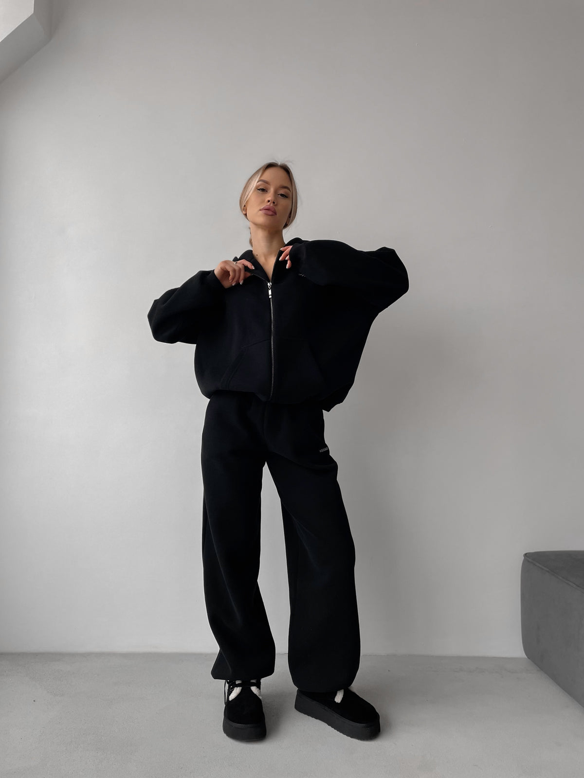 Hoodie MOVE Winter — Black