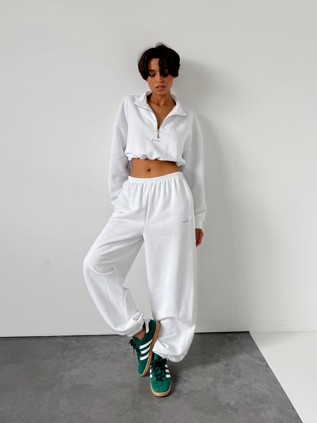 Crop Sweatshirt ACE — White