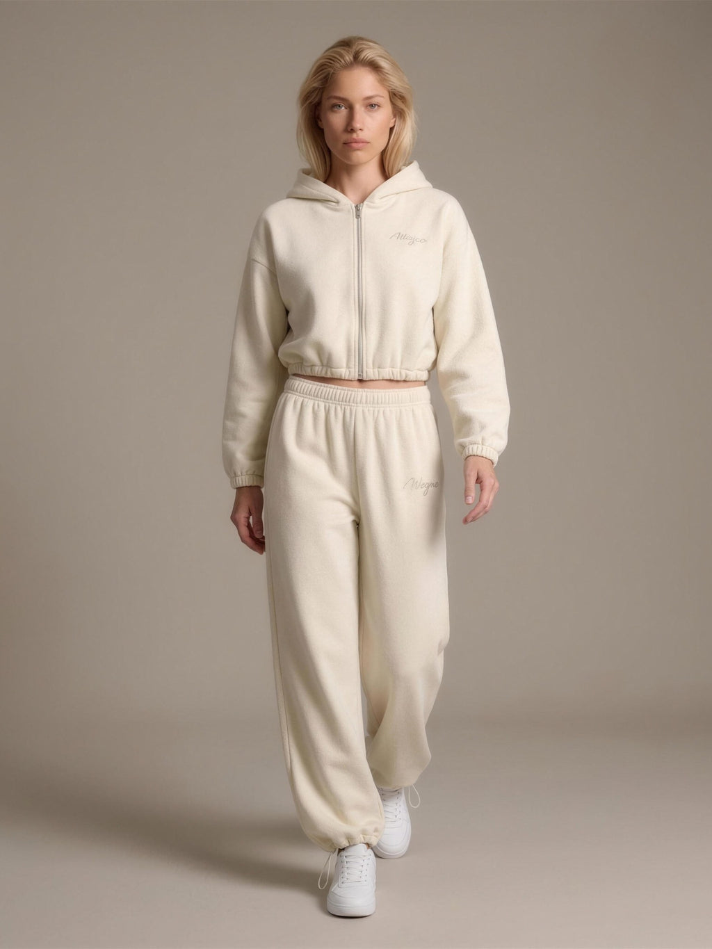 BAGGY Tracksuit — Zip Hoodie & Wide Pants — Cream — studio