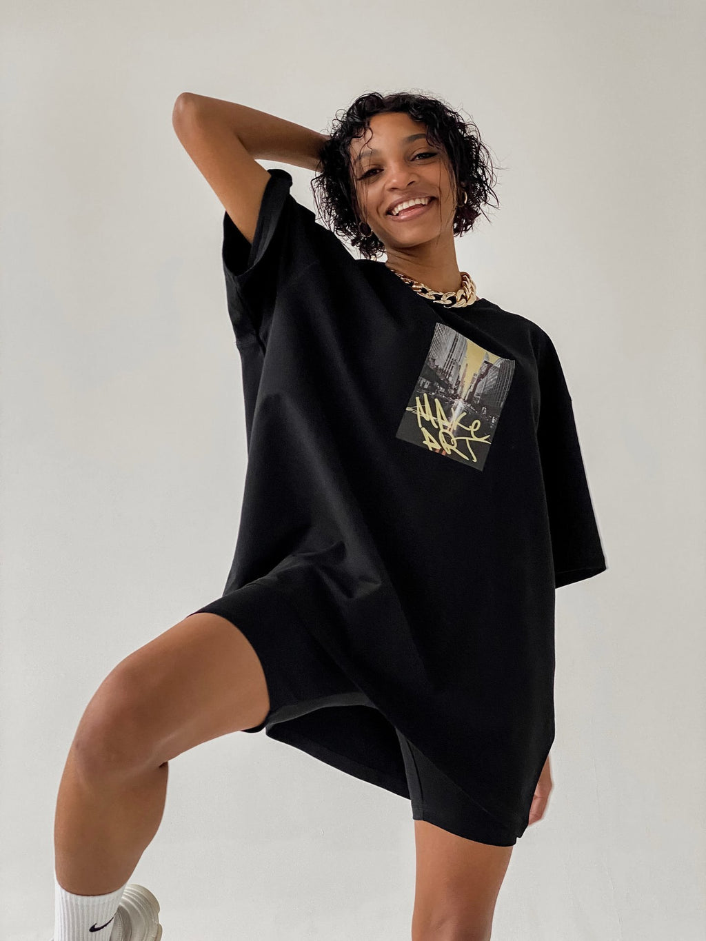 T-Shirt UNISEX — Black — WOOGEE
