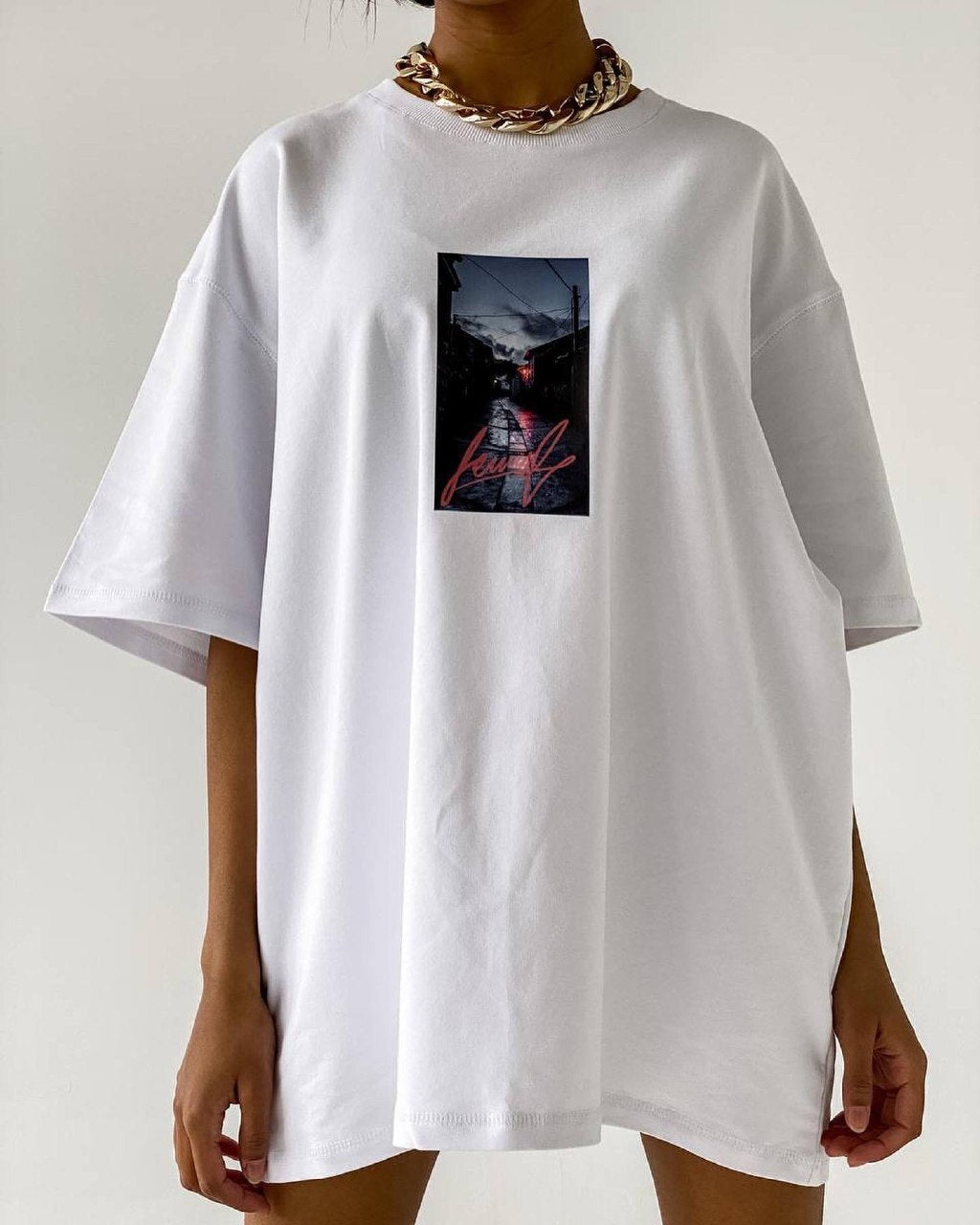 T-Shirt UNISEX — White — WOOGEE